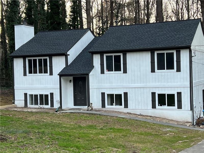 3357 Oak Dr, Snellville, GA 30078 - photo 1