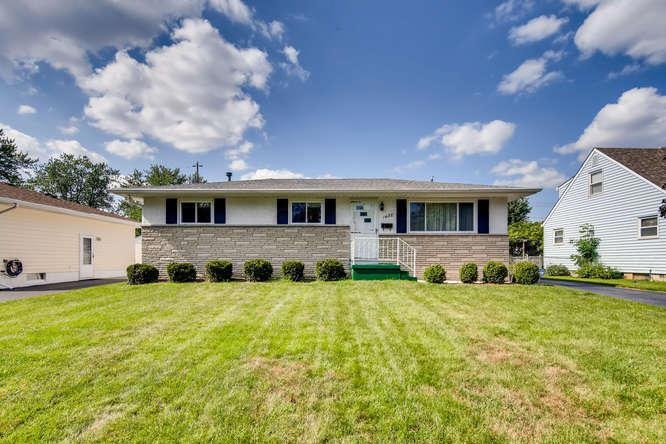 1438 Evaline Dr Columbus OH-small-002-00