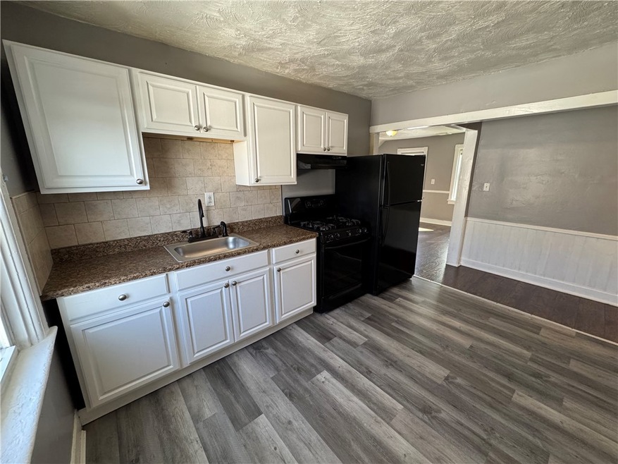 111 Ridge St unit 3, Providence, RI 02909 - photo 1