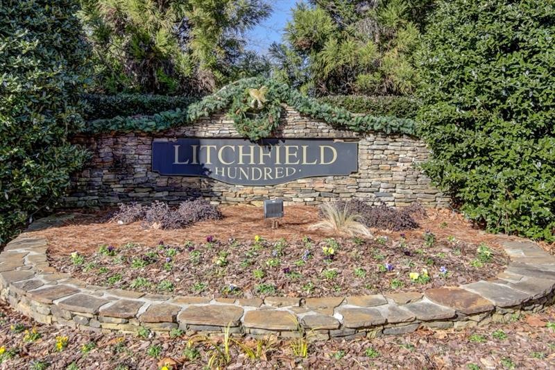 13325 Bishops Ct, Roswell, GA 30075 - photo 1