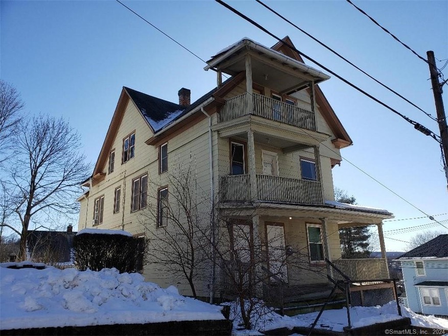 84 Wheeler St unit 1st floor, Waterbury, CT 06704 - photo 1