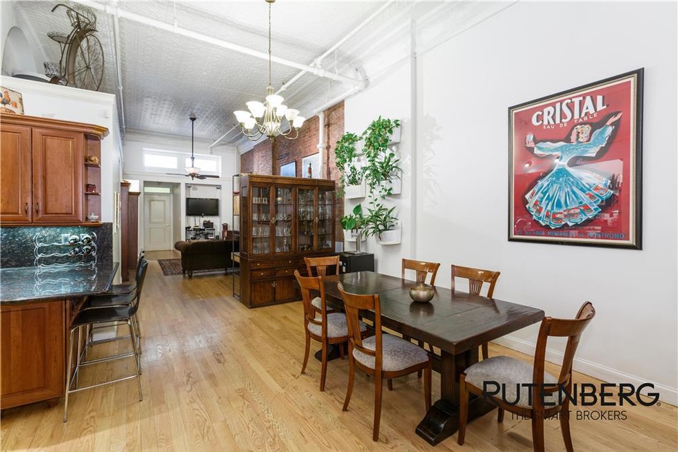 unlisted-address, New York, NY 10010 - photo 1