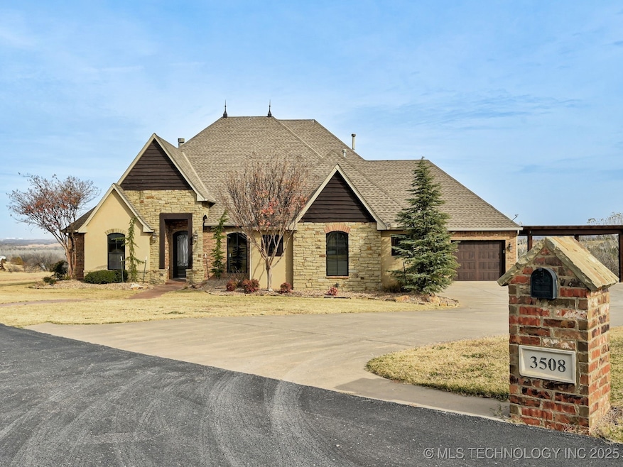 1604 W Phoenix Place, Broken Arrow, OK 74011 - photo 1