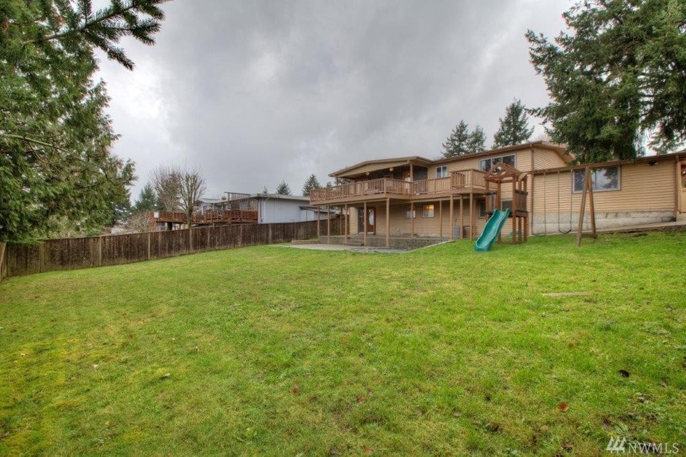 1811 S 233rd St, Des Moines, WA 98198 - photo 1