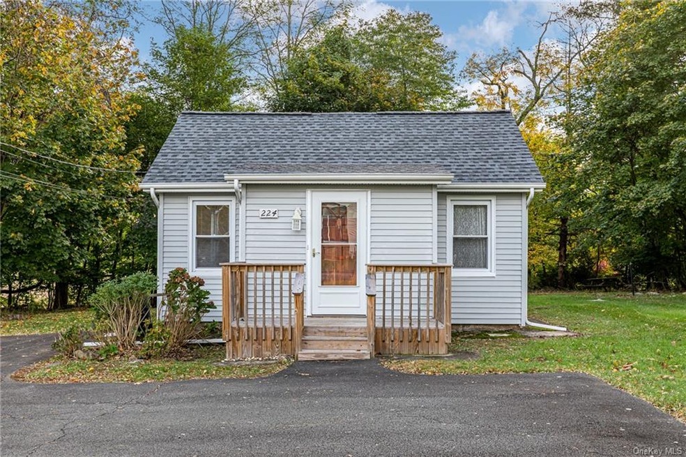 224 Old Haverstraw Rd, Congers, NY 10920 - photo 1