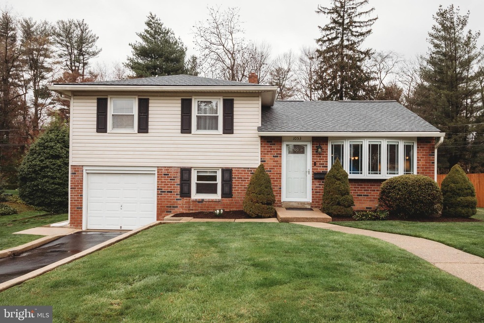 1053 Georgetown Rd, Swarthmore, PA 19081 - photo 1