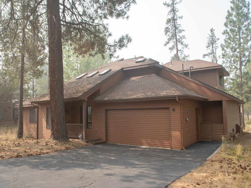 58021 Tokatee Ln, Sunriver, OR 97707 - photo 1