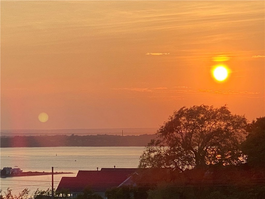 26 Rocky Ave, Tiverton, RI 02878 - photo 1