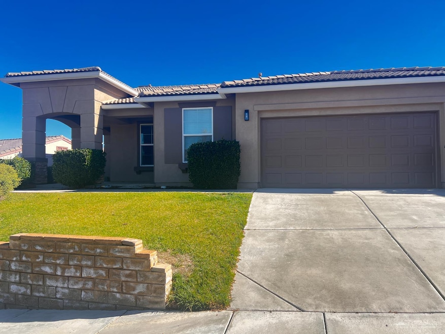 1406 Alder Ave, Tehachapi, CA 93561 - photo 1