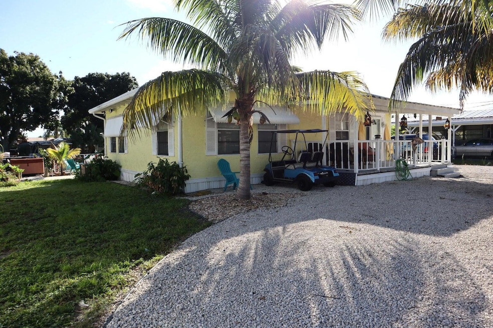 1099 7th St, Okeechobee, FL 34974 - photo 1