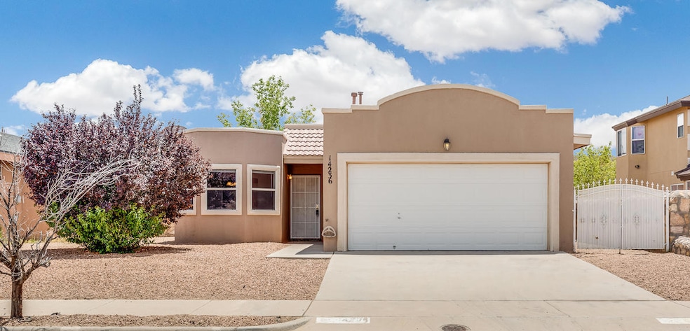 14236 Desert Sunset Dr, Horizon City, TX 79928 - photo 1