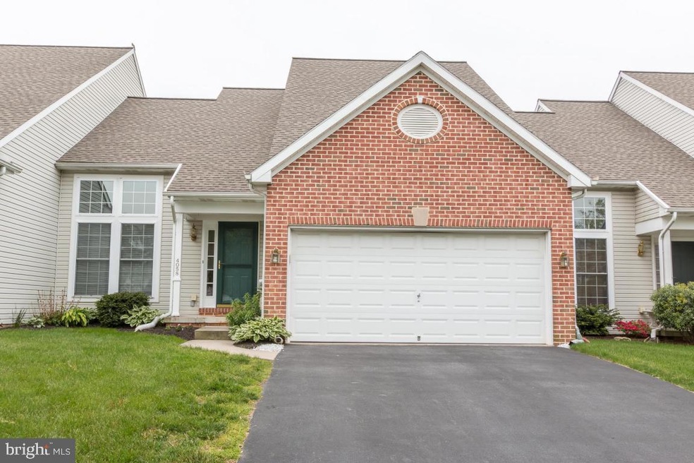 4058 Buttonwood Dr, Mount Joy, PA 17552 - photo 1