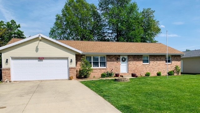 1014 Taylor St, Effingham, IL 62401 - photo 1