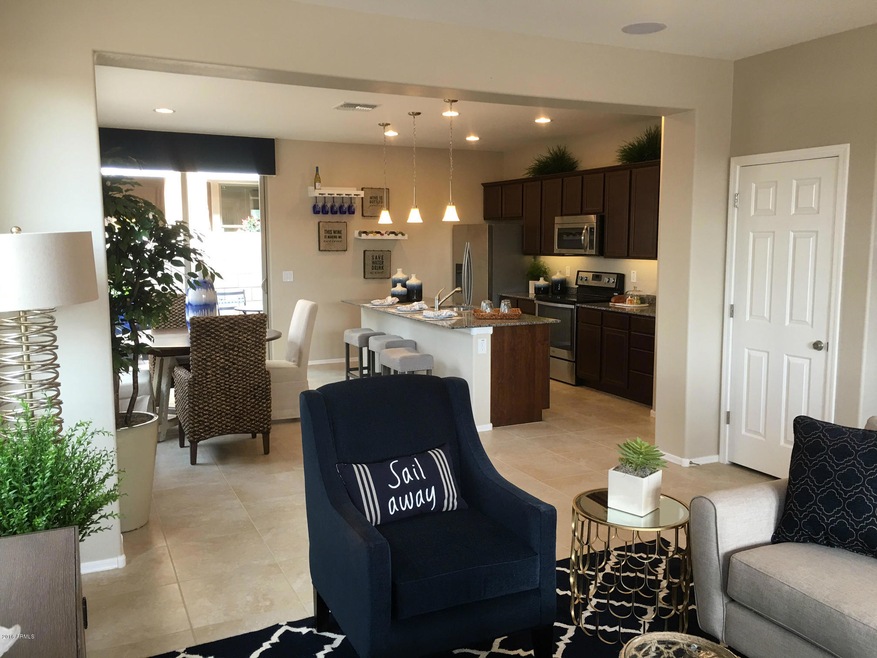Great Rm & Kitchen