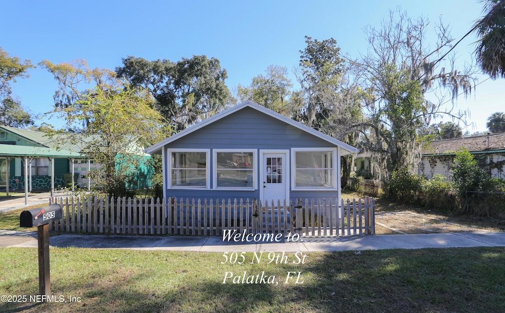 505 N 9th St, Palatka, FL 32177 - photo 1