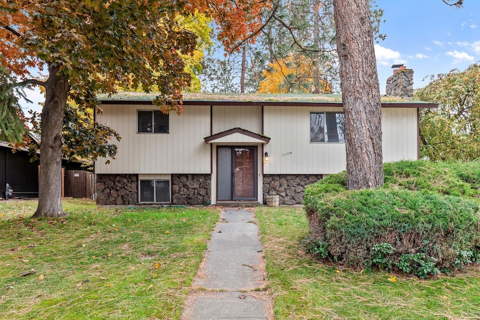 Pending $350,000 • Co-Listing Agent