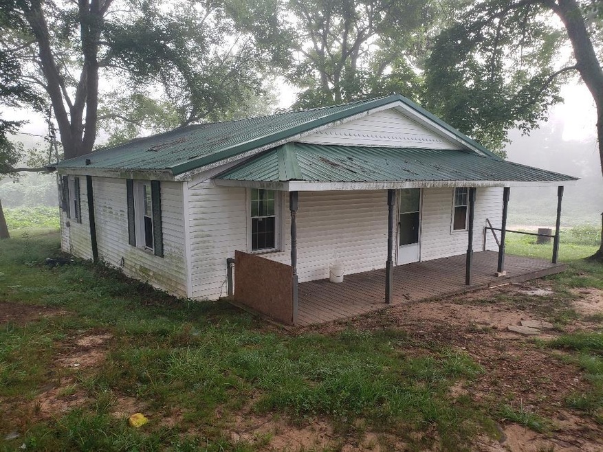 7965 Reynoldsburg Rd, Springville, TN 38256 - photo 1