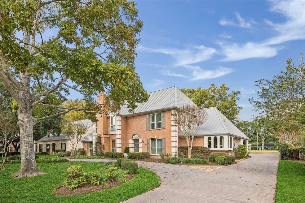 3014 Hampton Dr, Missouri City, TX 77459 - photo 1