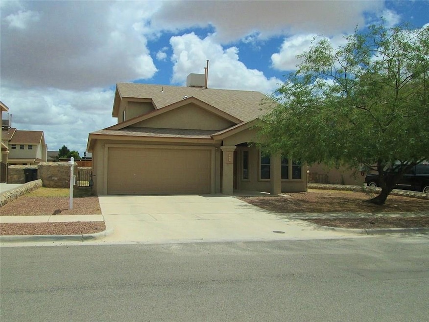 404 Glenosa Dr, El Paso, TX 79928 - photo 1