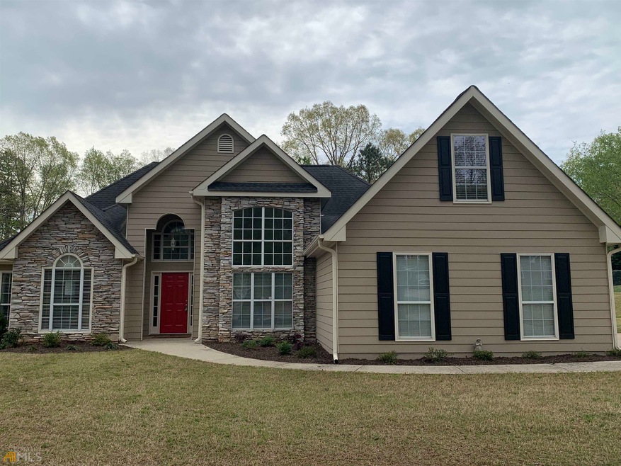 606 Huntington Trace, Winder, GA 30680 - photo 1