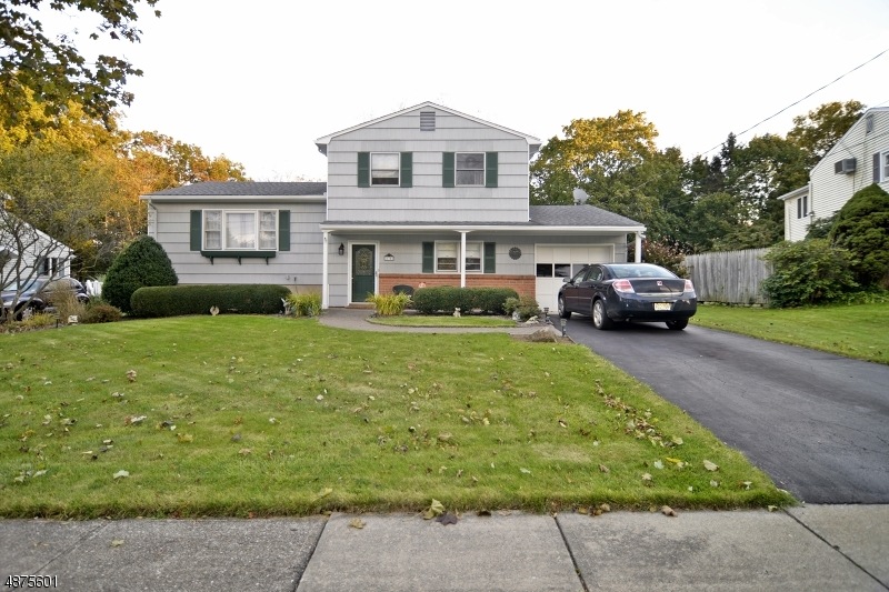 175 College View Dr, Hackettstown, NJ 07840 - photo 1