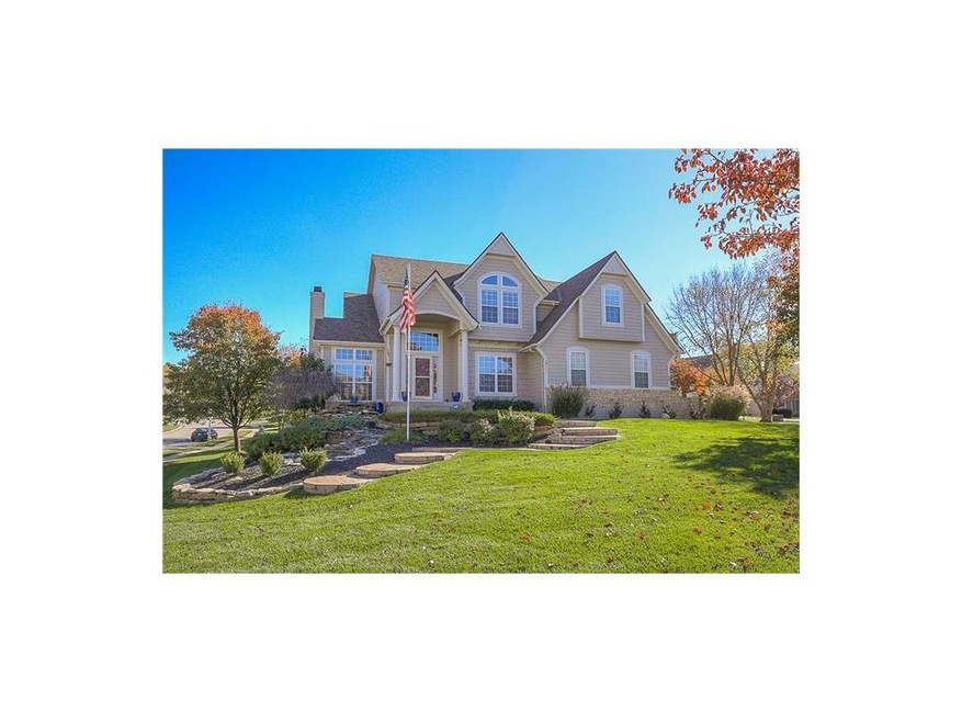 14711 S Hallet St, Olathe, KS 66062 - photo 1