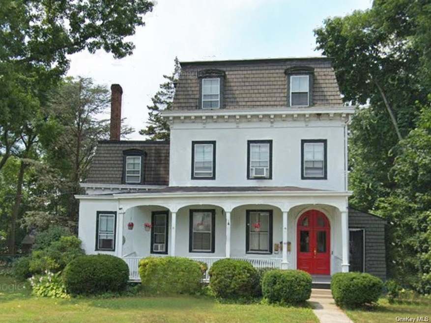 460 N Barry Ave unit 1, Mamaroneck, NY 10543 - photo 1