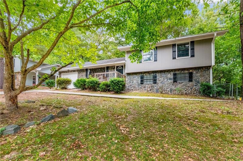 6364 Revena Dr, Morrow, GA 30260 - photo 1