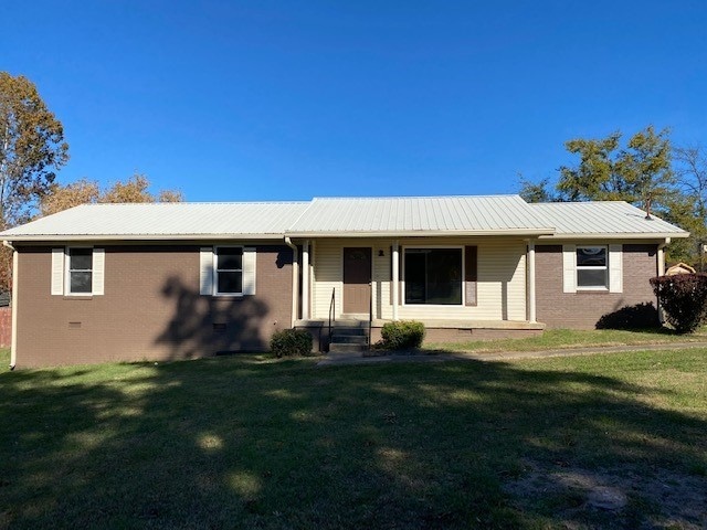 1309 Robinwood Dr, Shelbyville, TN 37160 - photo 1