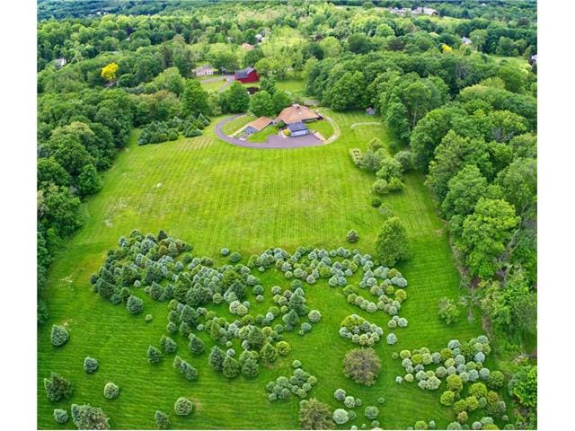 23 Whisconier Rd, Brookfield, CT 06804 - photo 1