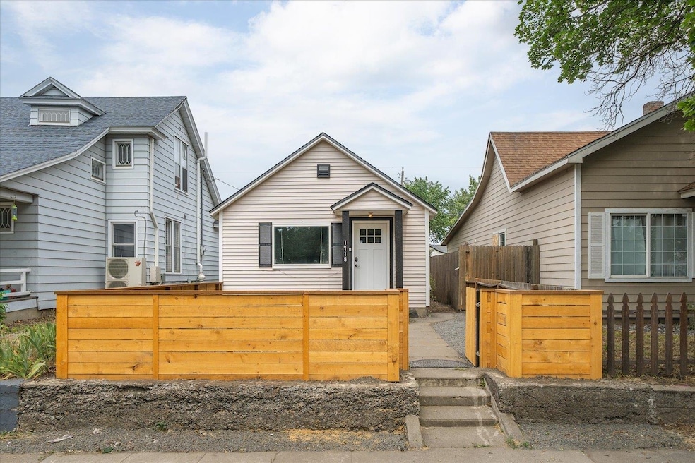 1718 W Dean Ave, Spokane, WA 99201 - photo 1