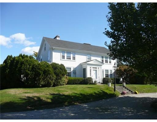 390 W Main Rd, Little Compton, RI 02837 - photo 1