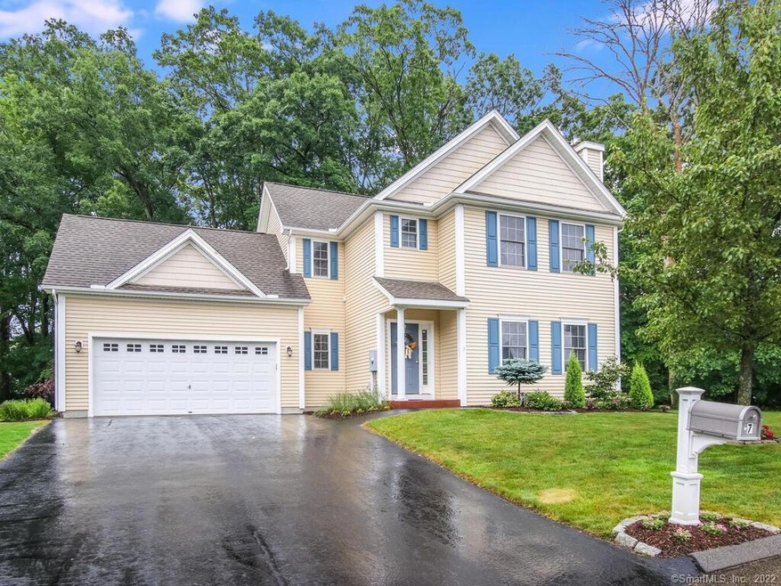 7 Nicholas Ct, East Hampton, CT 06424 - photo 1