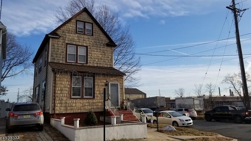 760 Thomas St, Elizabeth, NJ 07202 - photo 1