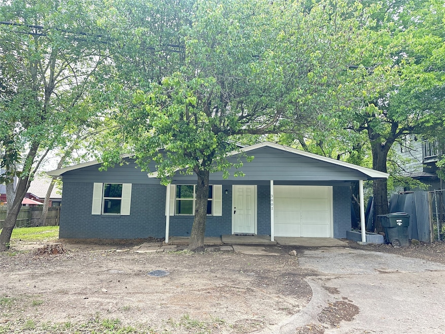 For Sale $215,000 • Co-Listing Agent