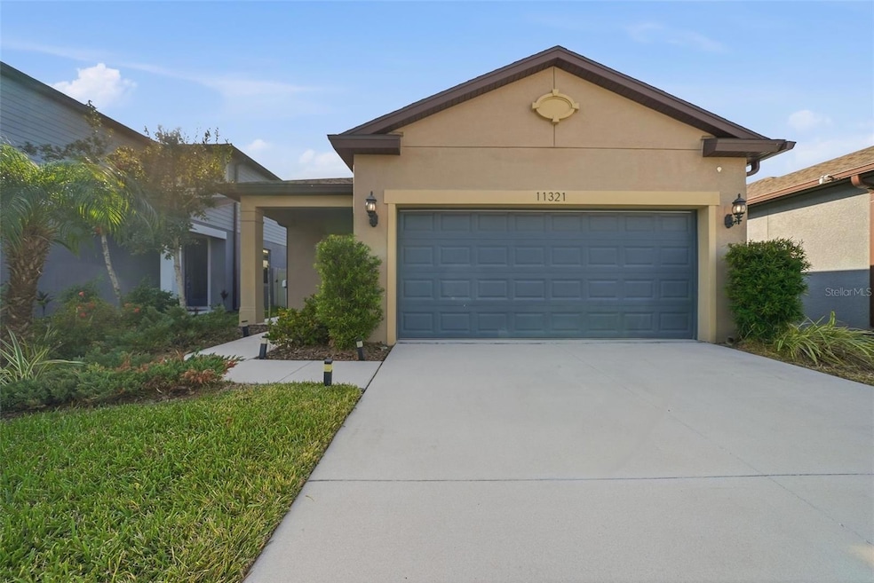 11321 Green Harvest Dr, Riverview, FL 33578 - photo 1