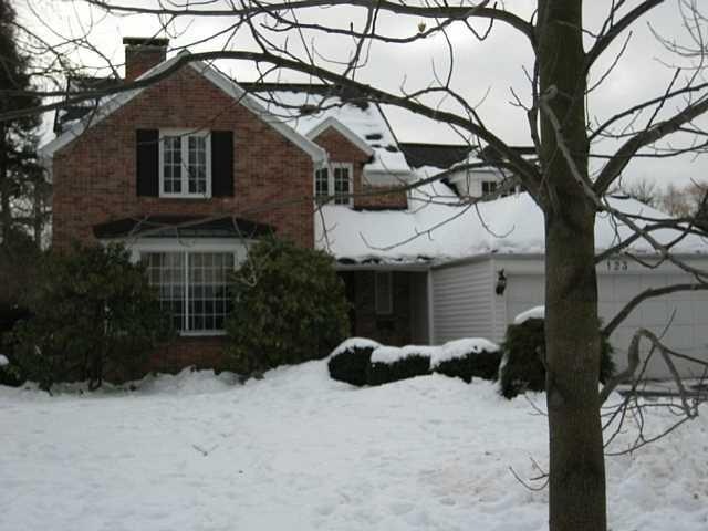 Exterior Front Welcome to 123 Edgeview Lane in Bri