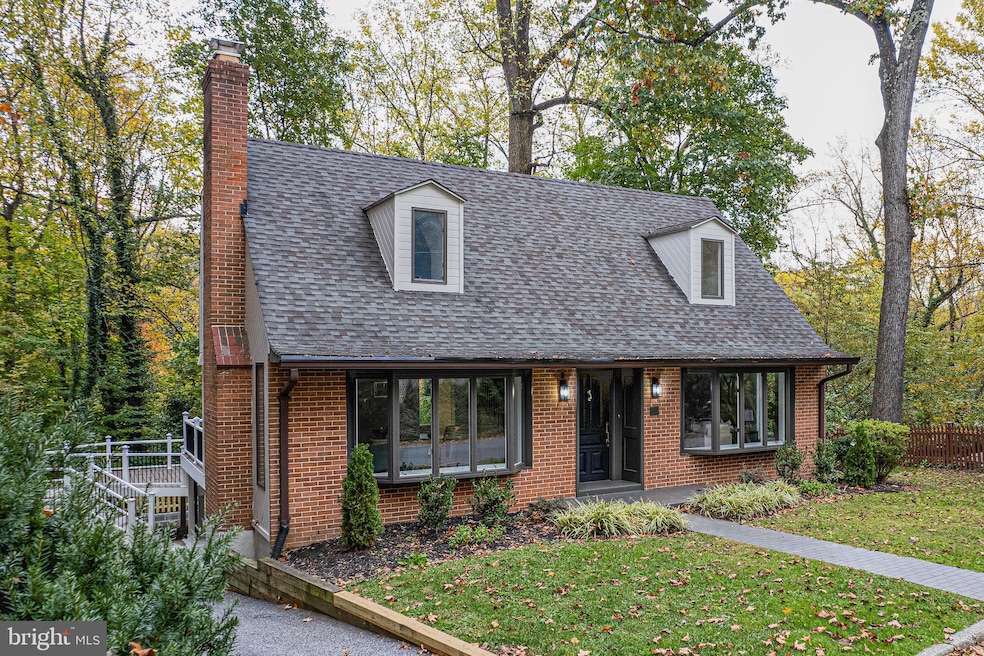 24 Charles Ln, Towson, MD 21204 - photo 1