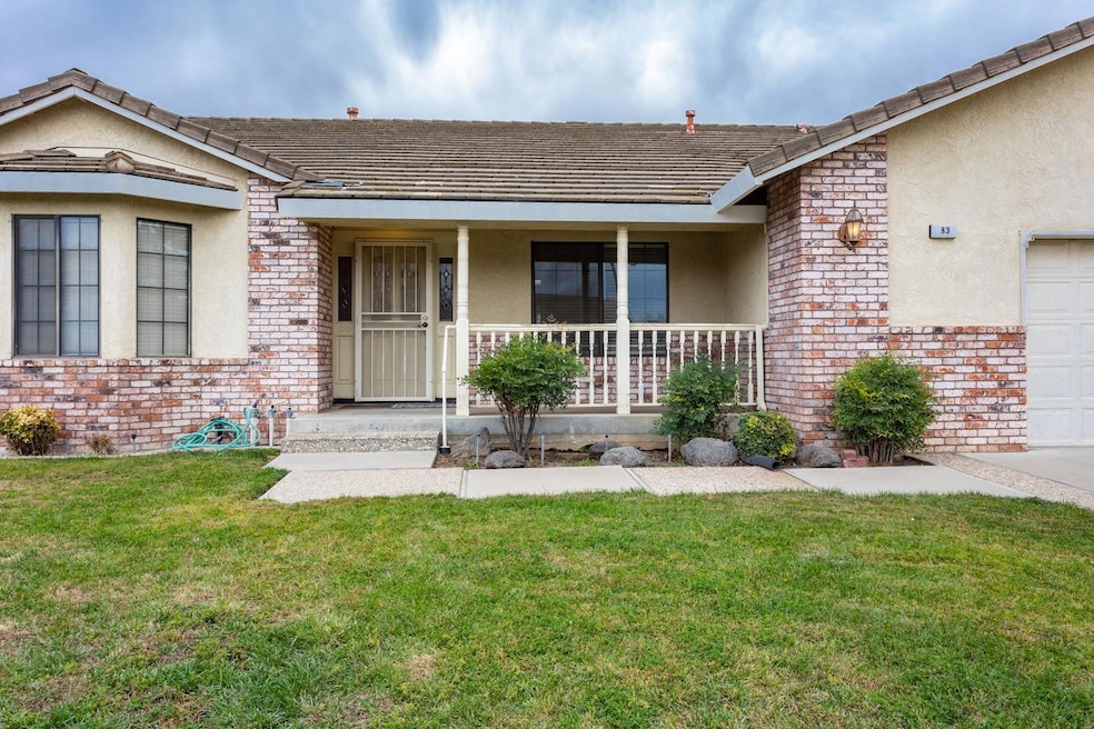 83 Rhiannon Ct, Oakdale, CA 95361 - photo 1