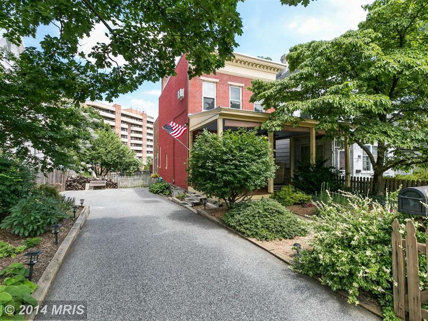 4015 Roland Ave, Baltimore, MD 21211 - photo 1