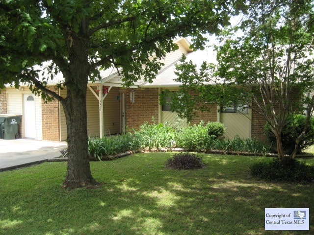 1910 Nevada St, San Marcos, TX 78666 - photo 1