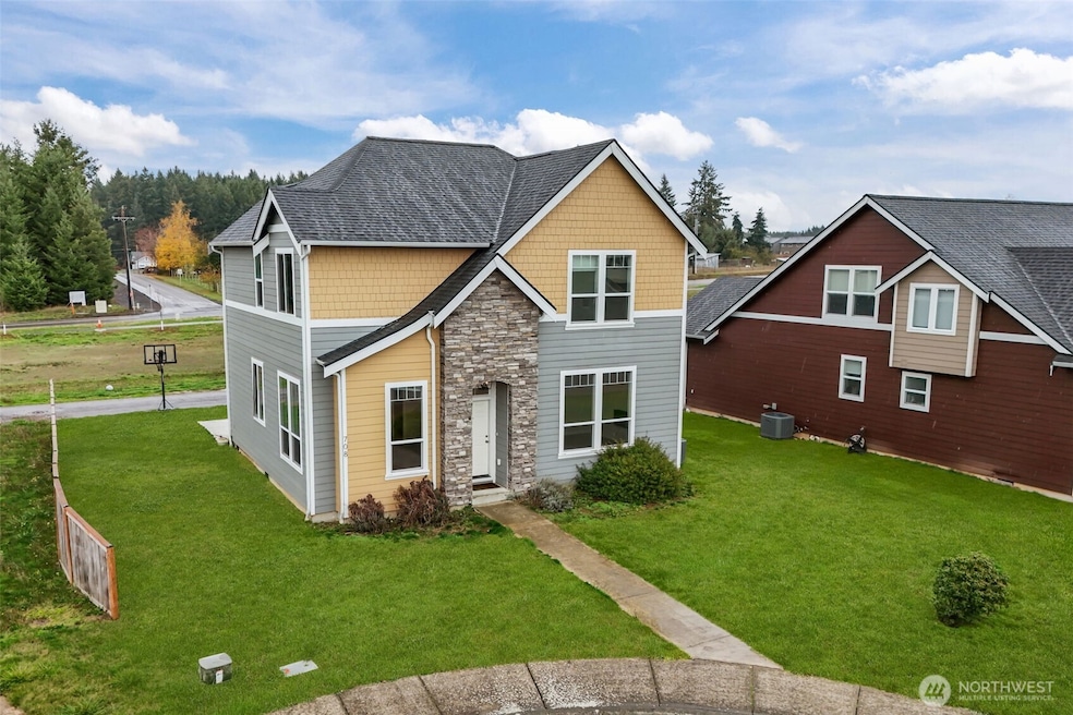 708 Miller St, Winlock, WA 98596 - photo 1