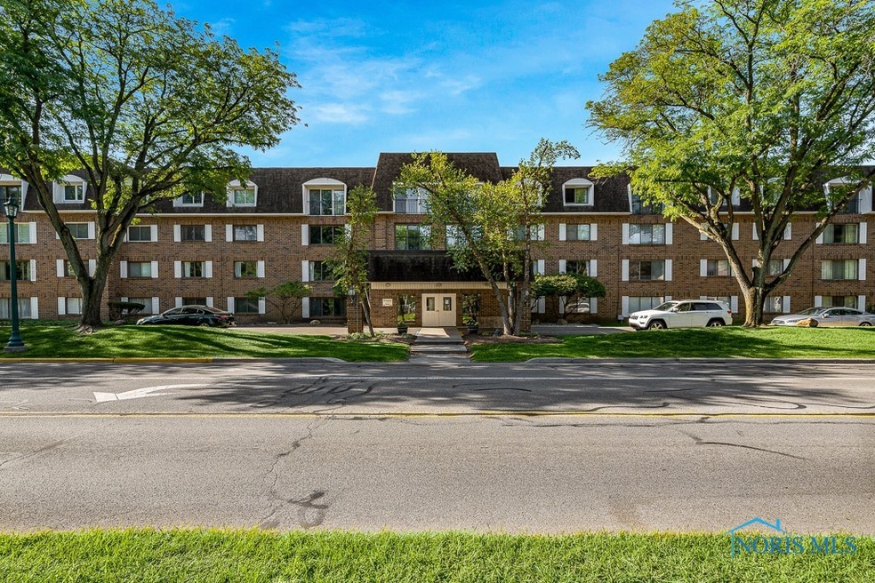 Welcome to 4343 W. Bancroft Street, 