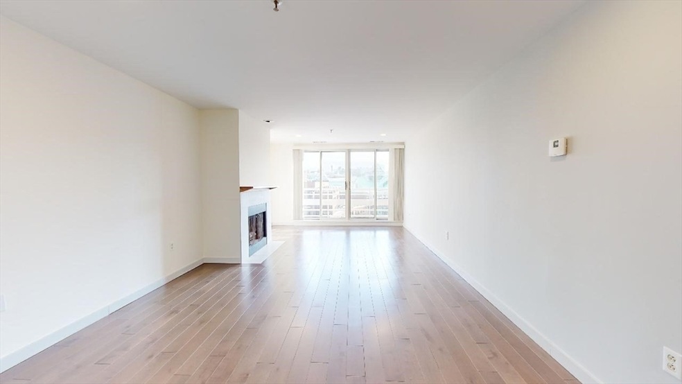 Thomas Graves Landing unit 708, Cambridge, MA 02141 - photo 1