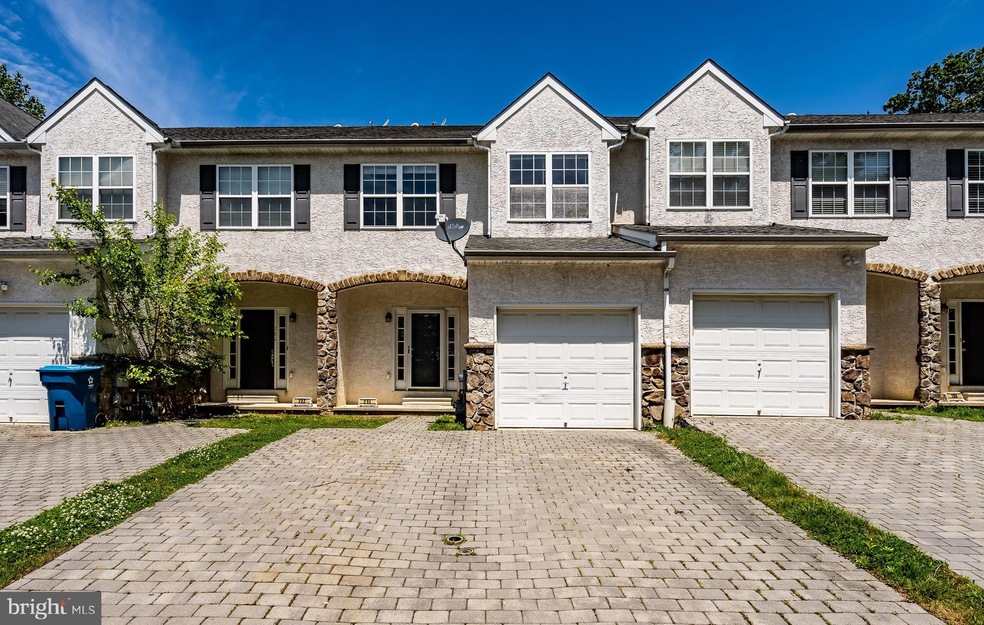 284 Bella Ln, King of Prussia, PA 19406 - photo 1