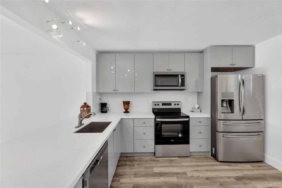 18th Hole at Inverrary Condominiums unit 702D, Lauderhill, FL 33319 - photo 1