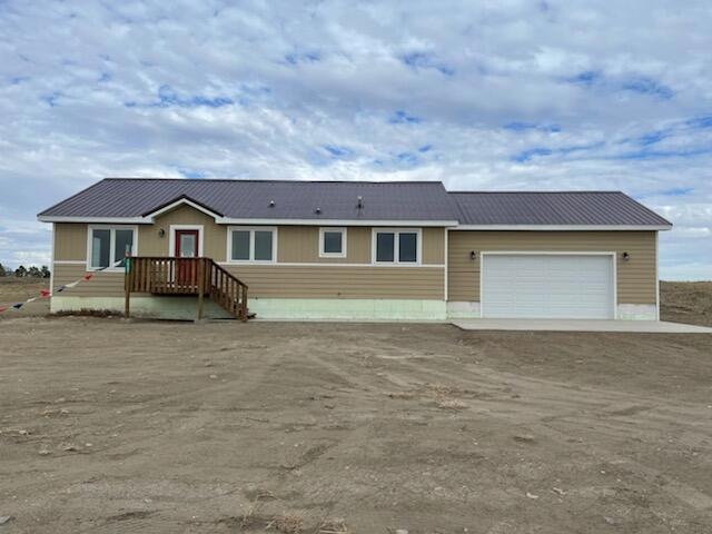 14731 Baxter St, Williston, ND 58801 - photo 1