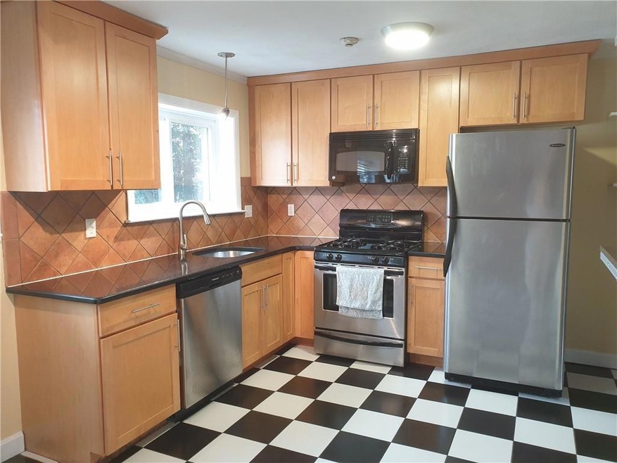 Sold $215,000 • Co-Listing Agent