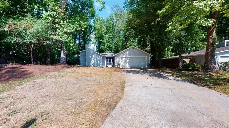 2974 Christophers Ct, Marietta, GA 30062 - photo 1