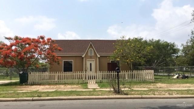 229 W Caffery Ave, Pharr, TX 78577 - photo 1